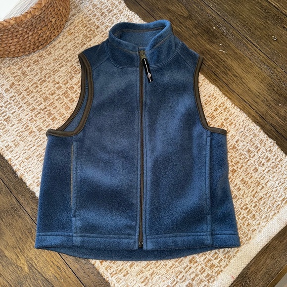 REI Boys Size Small Blue Fleece Zip Front Vest Cold Weather Used has Pockets - Picture 1 of 5
